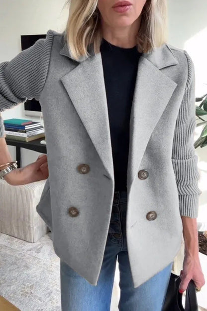 Manteau chic à double boutonnage et manches côtelées